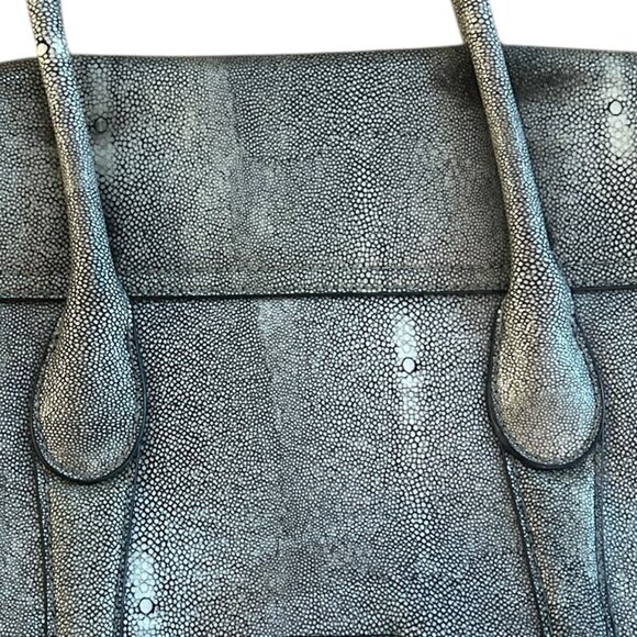 BCBG‎ Black White Stingray Print Leather Handbag Shoulder Bag Designer Tote - Picture 10 of 11